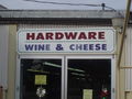 WilliamsburgTrip_PotteryFactoryHardwareWineCheeseSign_081206